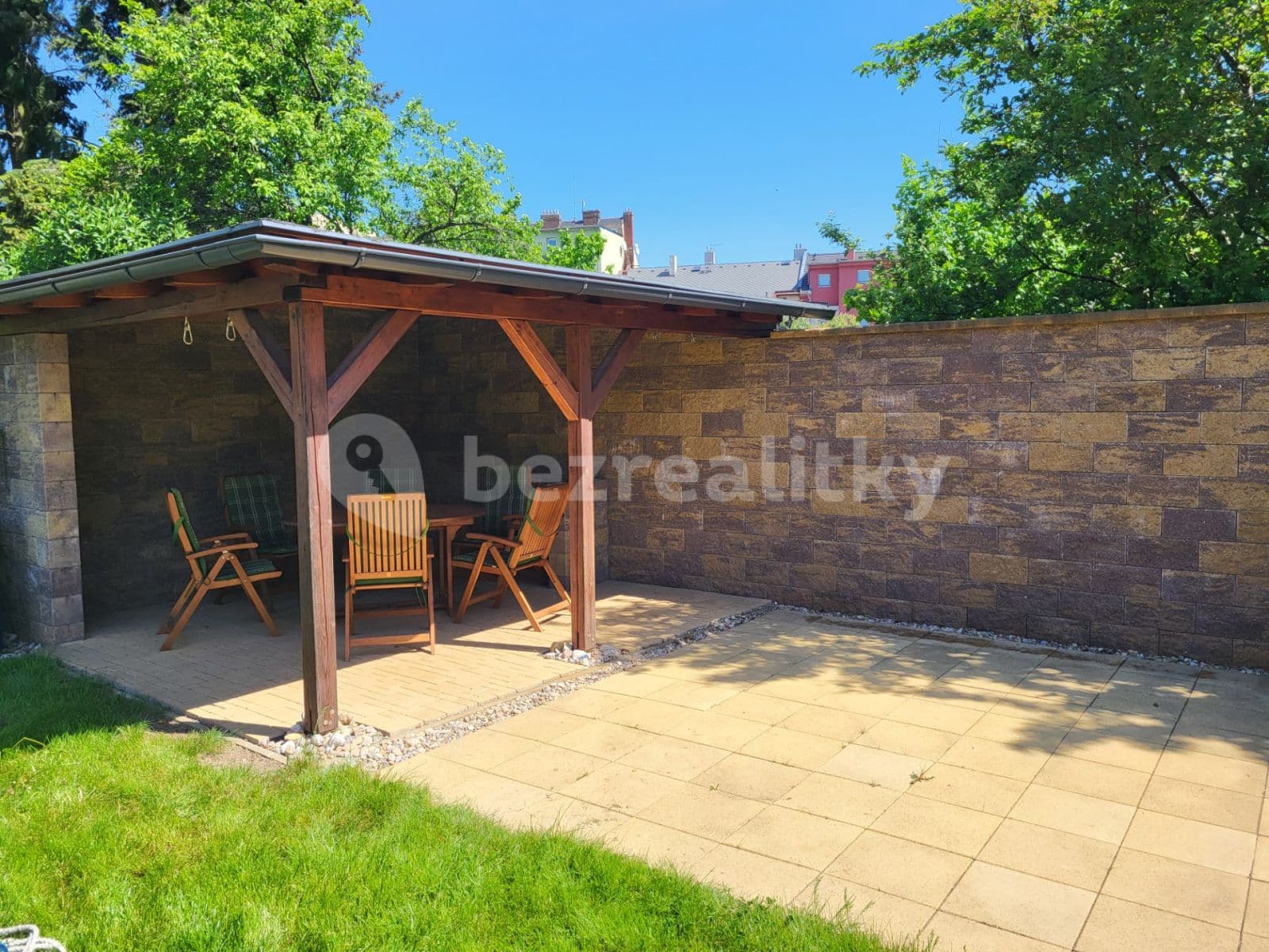 Prenájom bytu 3-izbový 91 m², Jiřího Purkyně, Hradec Králové, Královéhradecký kraj Prenájom bytu 3-izbový 91 m², Jiřího Purkyně, Hradec Králové, Královéhradecký kraj