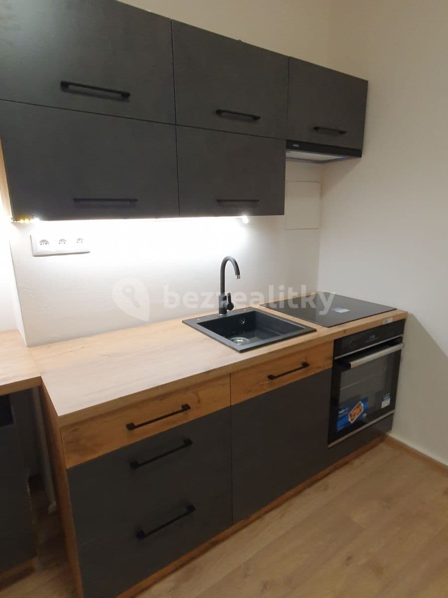Prenájom bytu 2-izbový 55 m², Písecká, Praha, Praha Prenájom bytu 2-izbový 55 m², Písecká, Praha, Praha