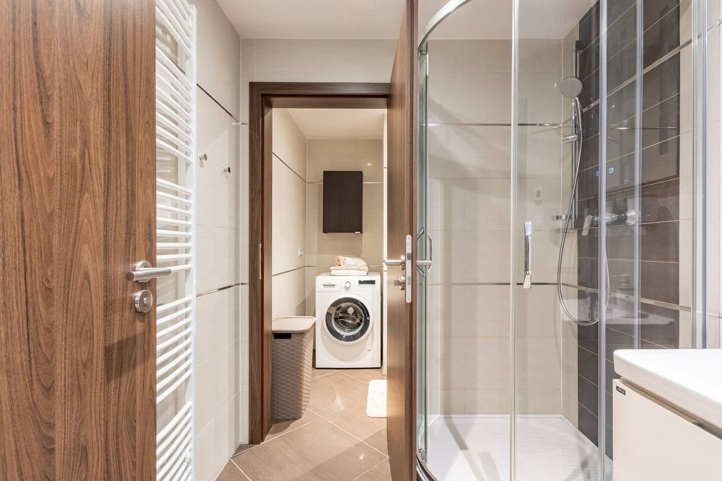 Prenájom bytu 39 m², Mozartova, Praha, Praha Prenájom bytu 39 m², Mozartova, Praha, Praha