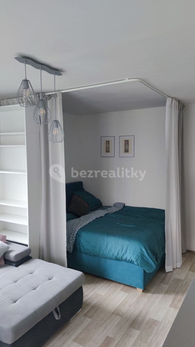 Prenájom bytu 1-izbový 33 m², Ronešova, Praha, Praha Prenájom bytu 1-izbový 33 m², Ronešova, Praha, Praha