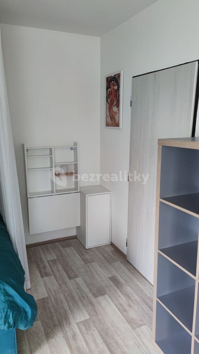 Prenájom bytu 1-izbový 33 m², Ronešova, Praha, Praha Prenájom bytu 1-izbový 33 m², Ronešova, Praha, Praha