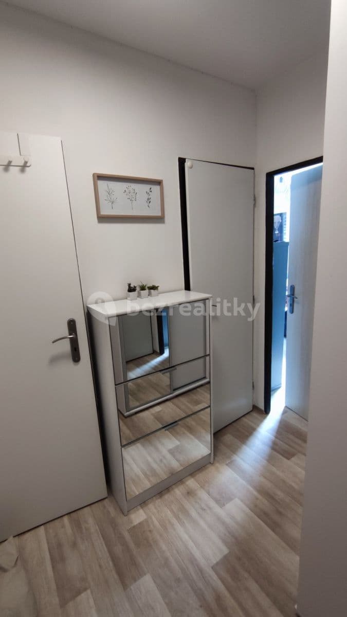 Prenájom bytu 1-izbový 33 m², Ronešova, Praha, Praha Prenájom bytu 1-izbový 33 m², Ronešova, Praha, Praha