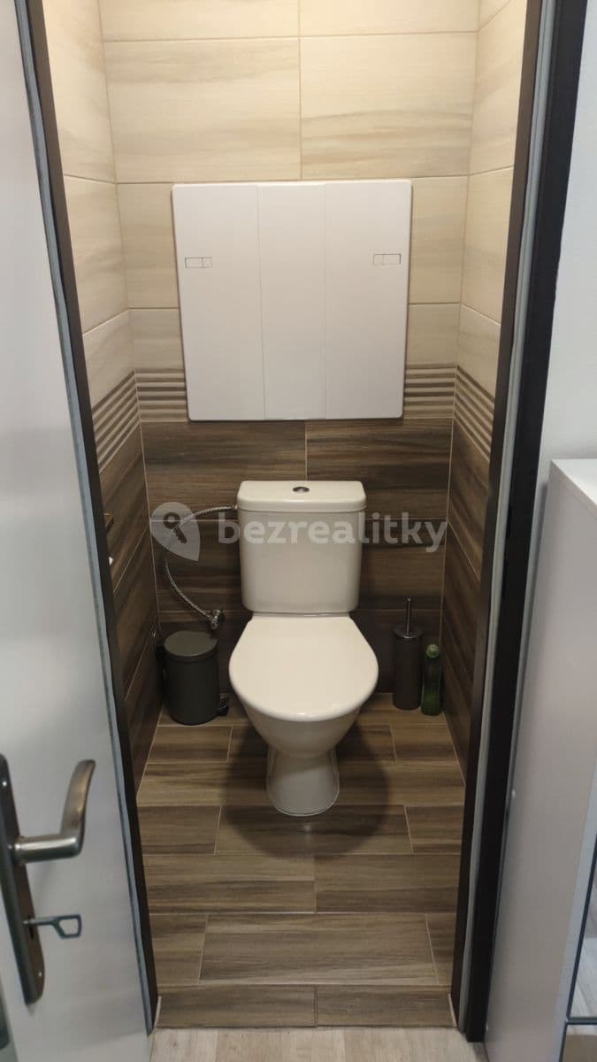 Prenájom bytu 1-izbový 33 m², Ronešova, Praha, Praha Prenájom bytu 1-izbový 33 m², Ronešova, Praha, Praha