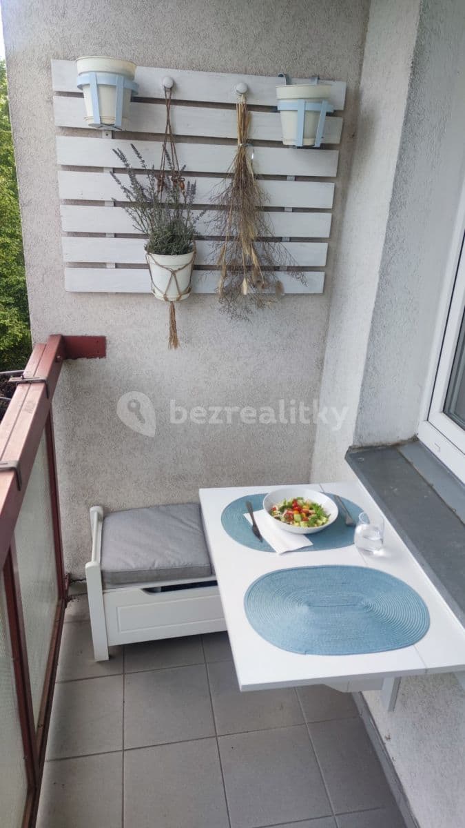 Prenájom bytu 1-izbový 33 m², Ronešova, Praha, Praha Prenájom bytu 1-izbový 33 m², Ronešova, Praha, Praha