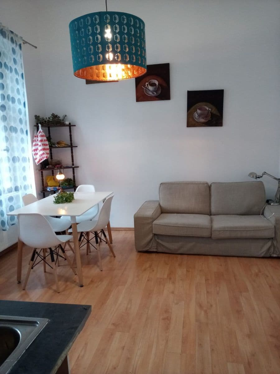 Prenájom bytu 55 m², Jindřicha Plachty, Praha, Praha Prenájom bytu 55 m², Jindřicha Plachty, Praha, Praha