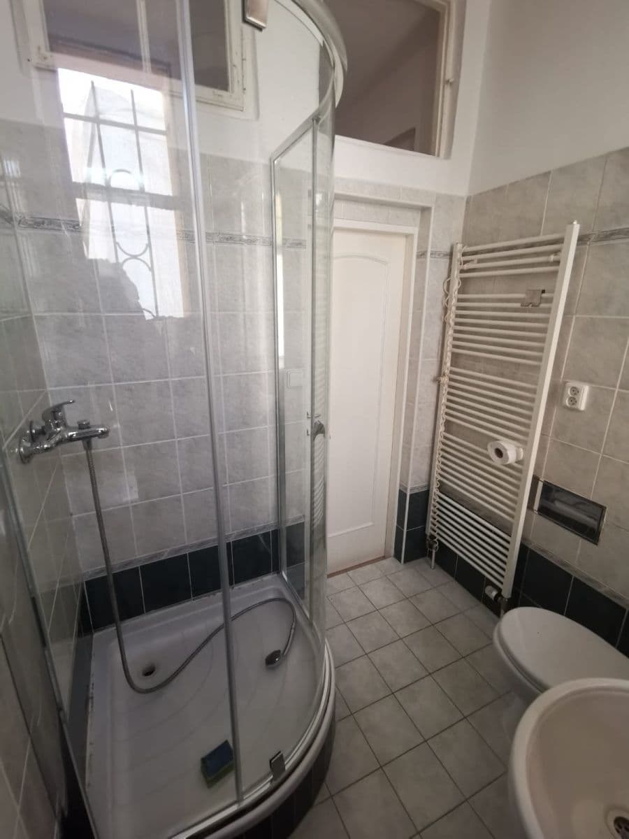 Prenájom bytu 55 m², Jindřicha Plachty, Praha, Praha Prenájom bytu 55 m², Jindřicha Plachty, Praha, Praha