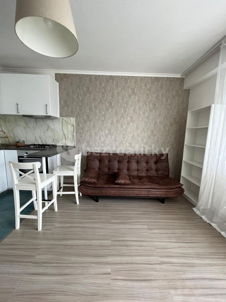 Prenájom bytu 2-izbový 43 m², Lipnická, Praha, Praha Prenájom bytu 2-izbový 43 m², Lipnická, Praha, Praha
