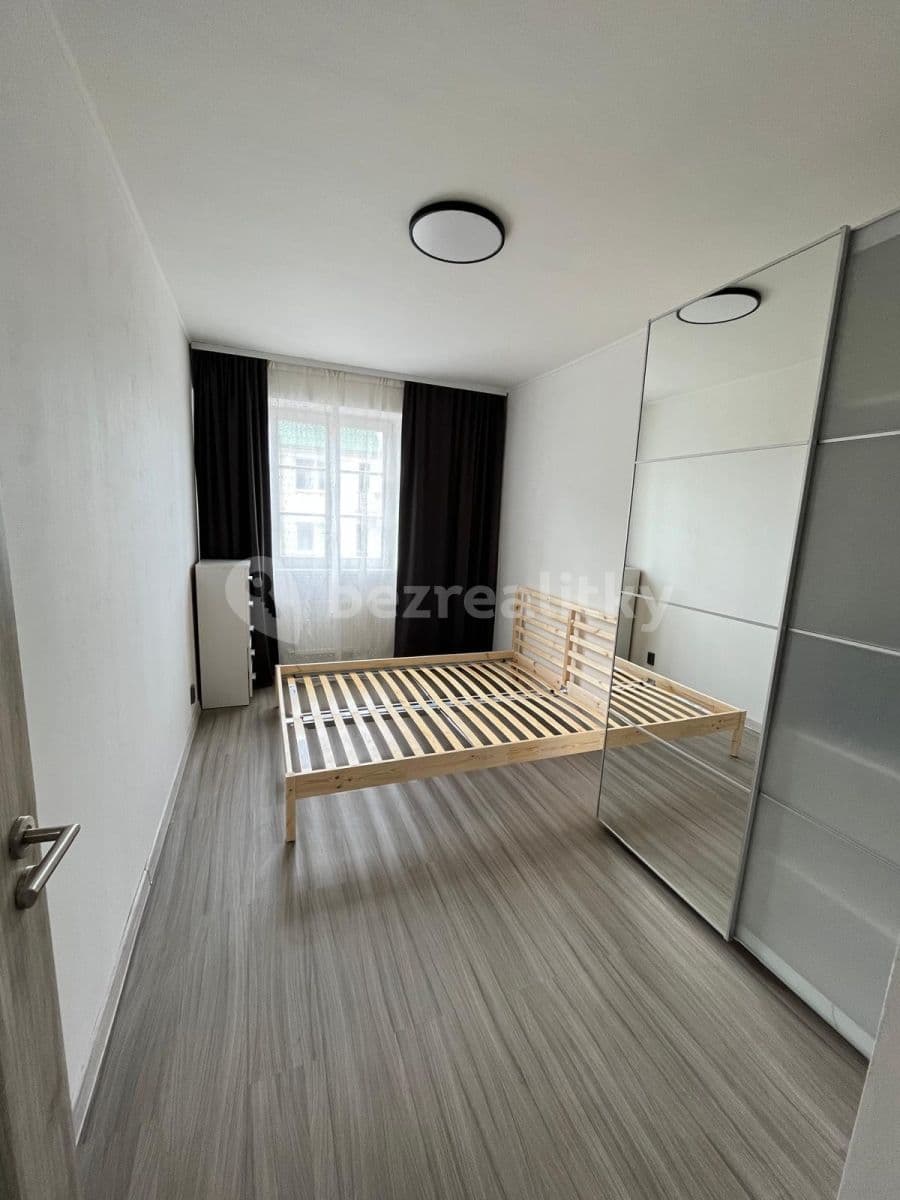 Prenájom bytu 2-izbový 43 m², Lipnická, Praha, Praha Prenájom bytu 2-izbový 43 m², Lipnická, Praha, Praha