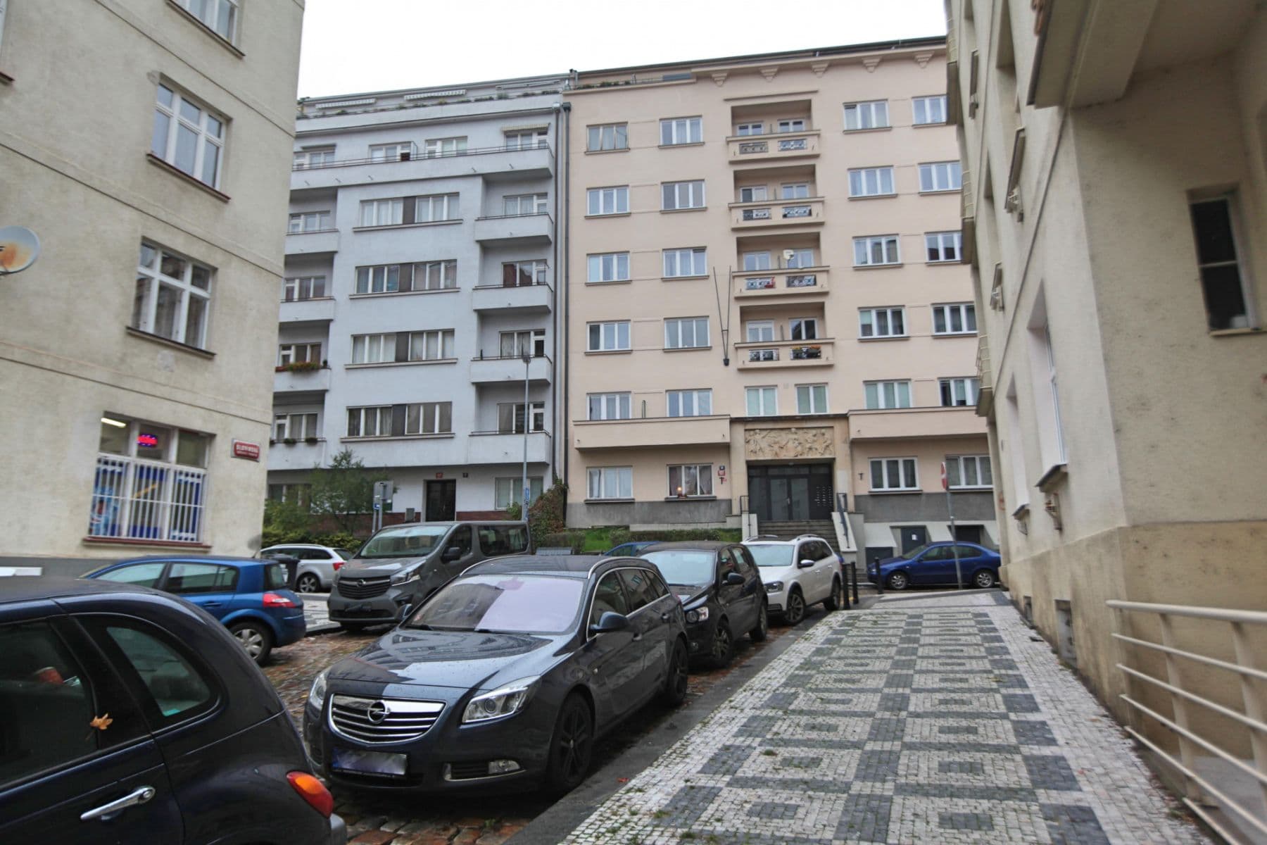 Prenájom bytu 56 m², Slovinská, Praha, Praha Prenájom bytu 56 m², Slovinská, Praha, Praha