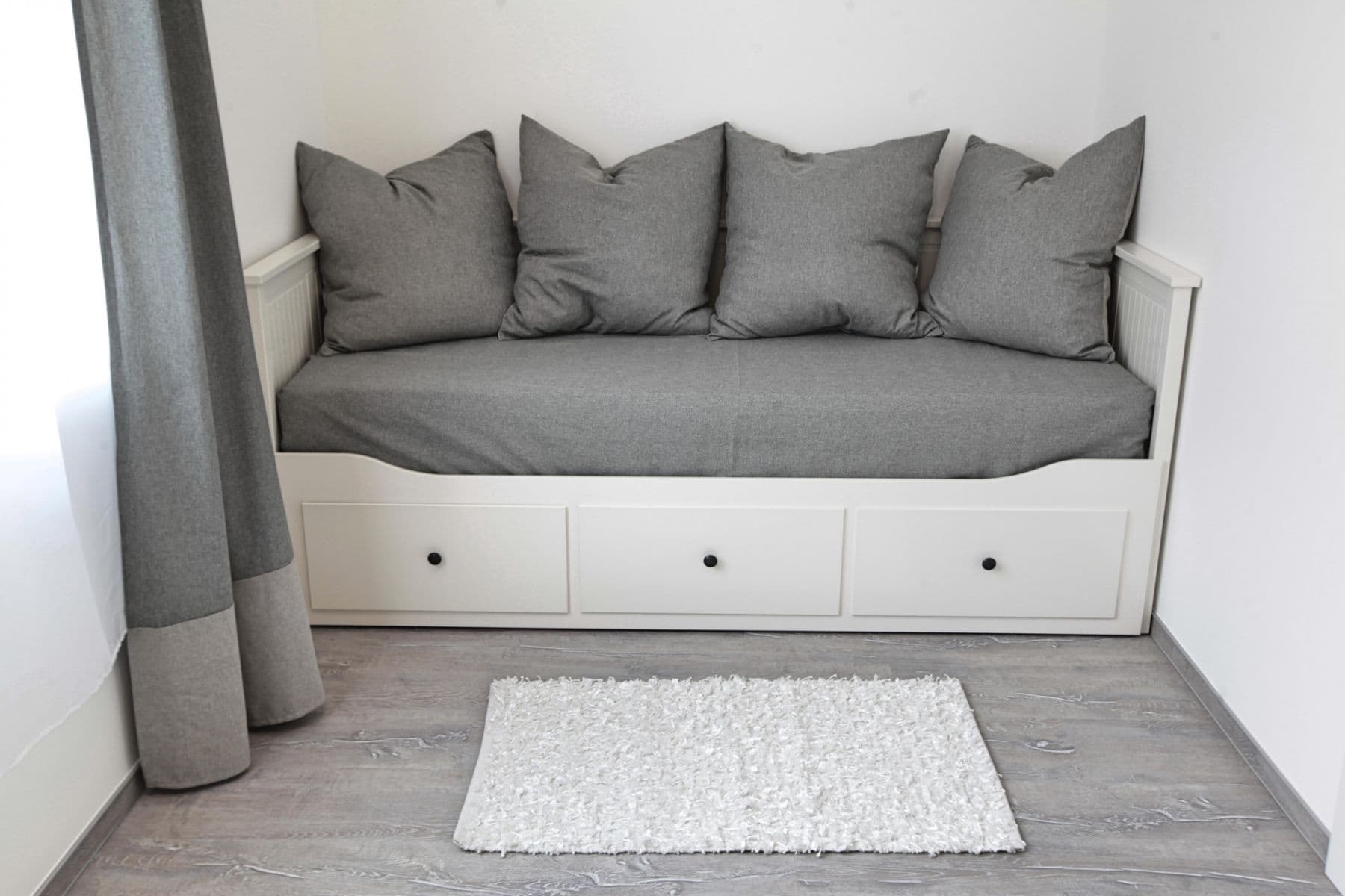 Prenájom bytu 56 m², Slovinská, Praha, Praha Prenájom bytu 56 m², Slovinská, Praha, Praha