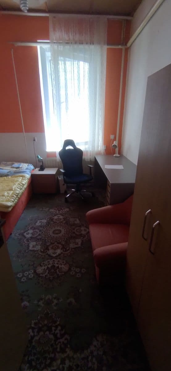 Prenájom bytu 1-izbový 25 m², Husova, Pardubice, Pardubický kraj Prenájom bytu 1-izbový 25 m², Husova, Pardubice, Pardubický kraj