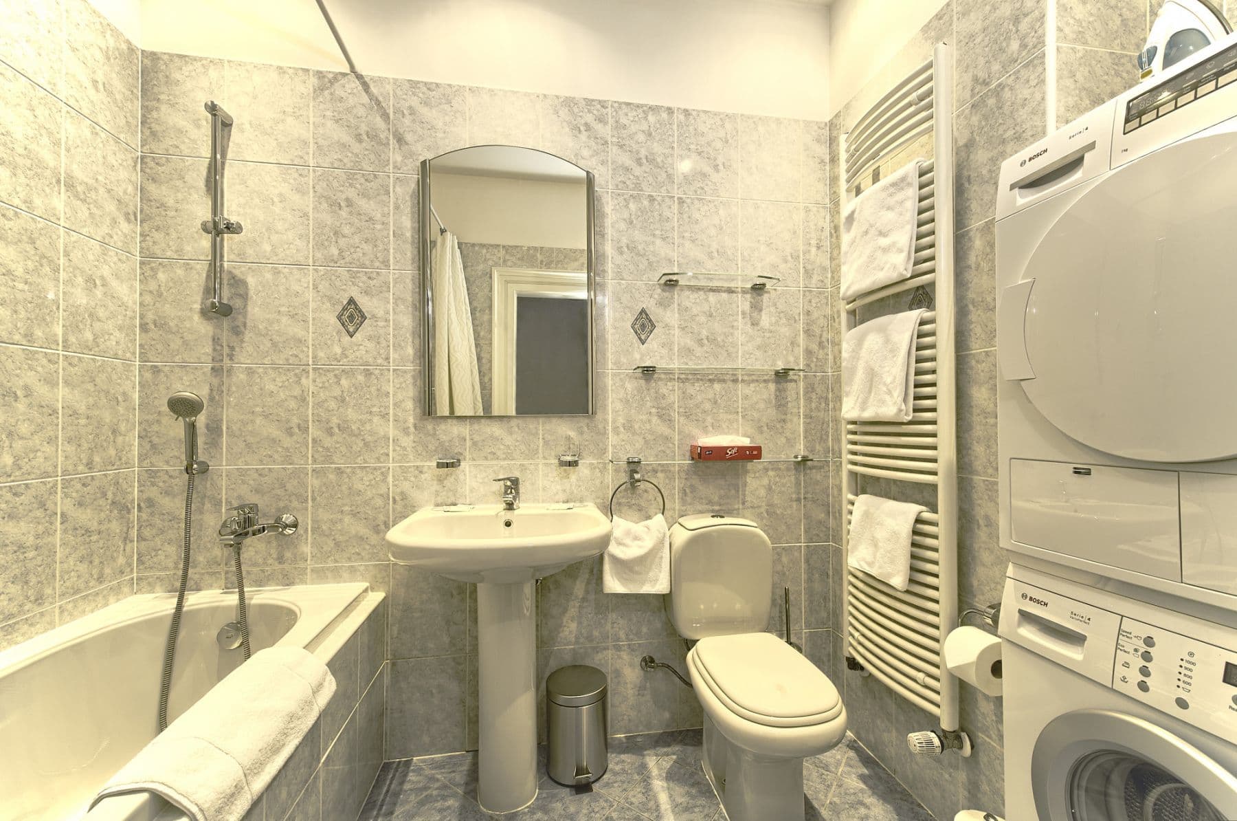 Prenájom bytu 111 m², Maiselova, Praha, Praha Prenájom bytu 111 m², Maiselova, Praha, Praha