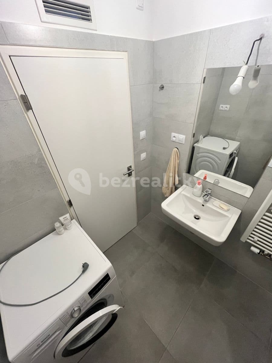 Prenájom bytu 1-izbový 42 m², Reissigova, Brno, Jihomoravský kraj Prenájom bytu 1-izbový 42 m², Reissigova, Brno, Jihomoravský kraj