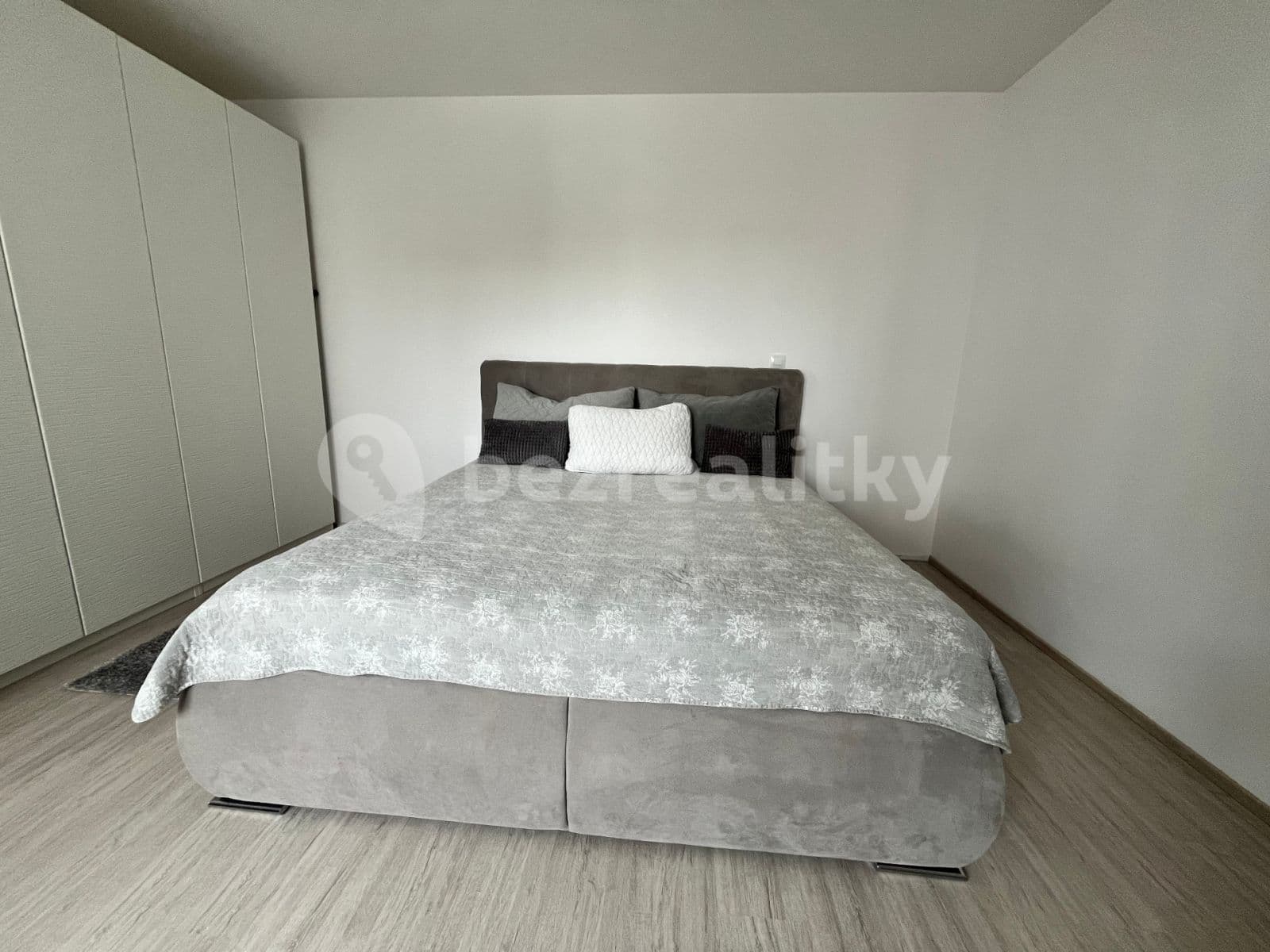 Prenájom bytu 1-izbový 42 m², Reissigova, Brno, Jihomoravský kraj Prenájom bytu 1-izbový 42 m², Reissigova, Brno, Jihomoravský kraj