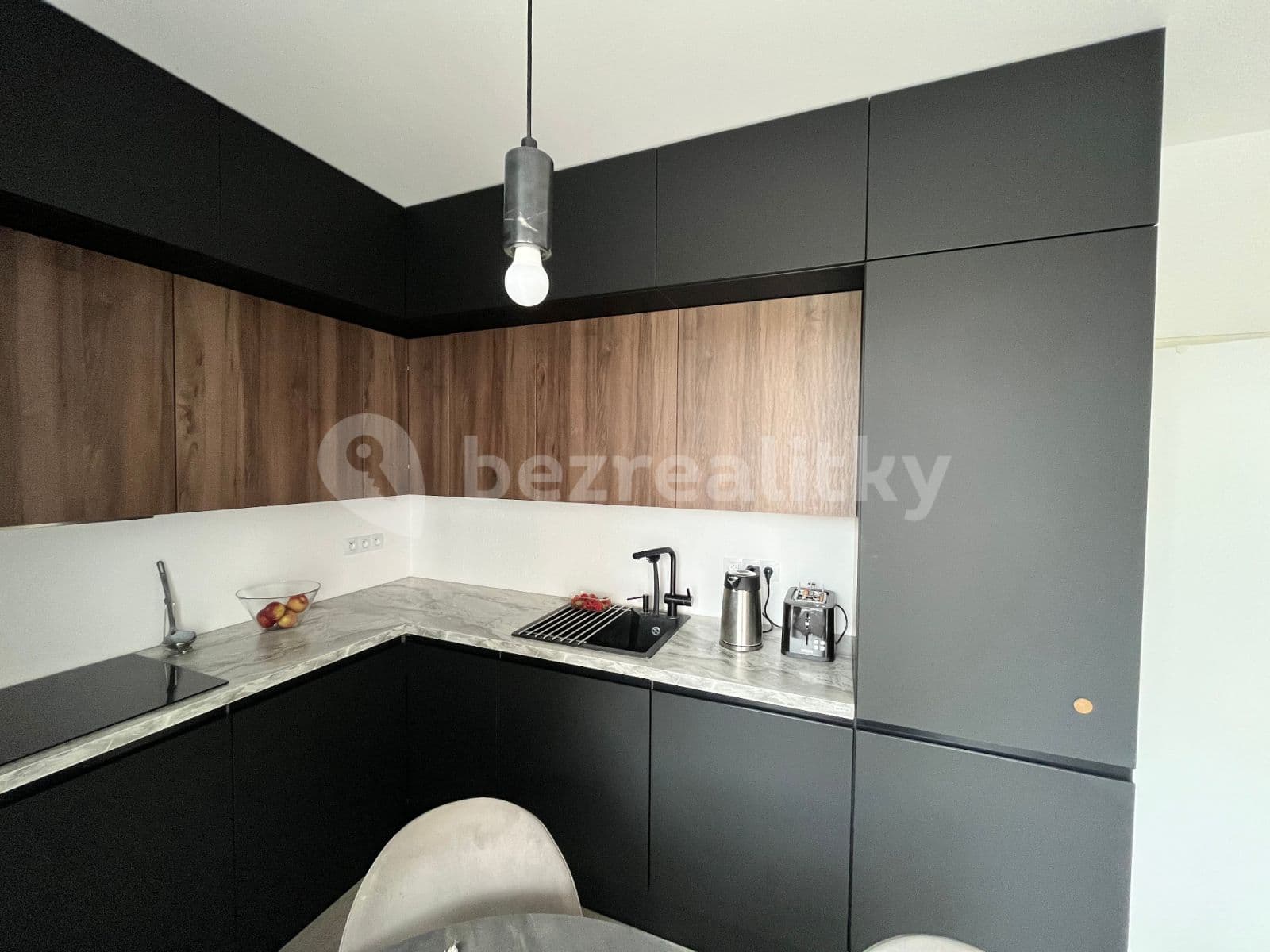 Prenájom bytu 1-izbový 42 m², Reissigova, Brno, Jihomoravský kraj Prenájom bytu 1-izbový 42 m², Reissigova, Brno, Jihomoravský kraj