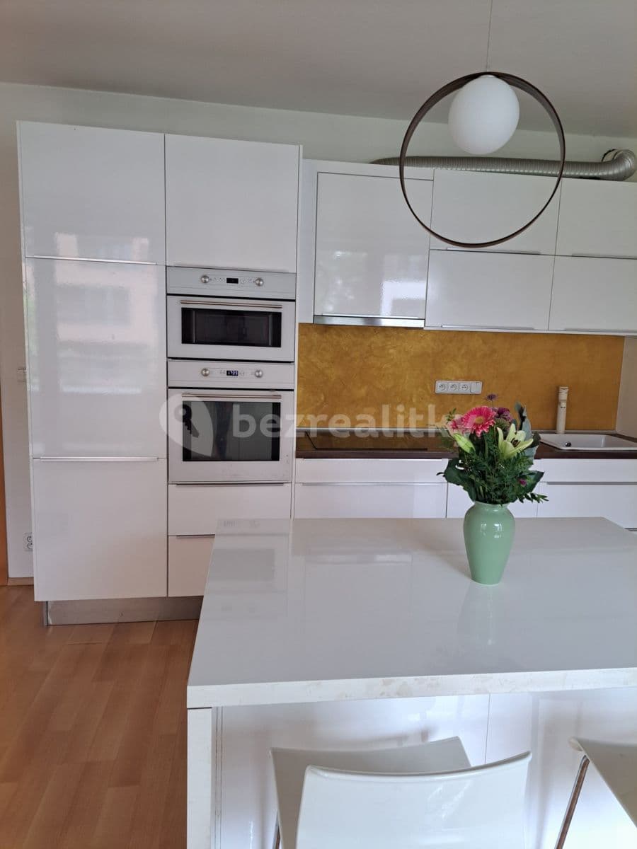 Prenájom bytu 2-izbový 53 m², Musílkova, Praha, Praha Prenájom bytu 2-izbový 53 m², Musílkova, Praha, Praha