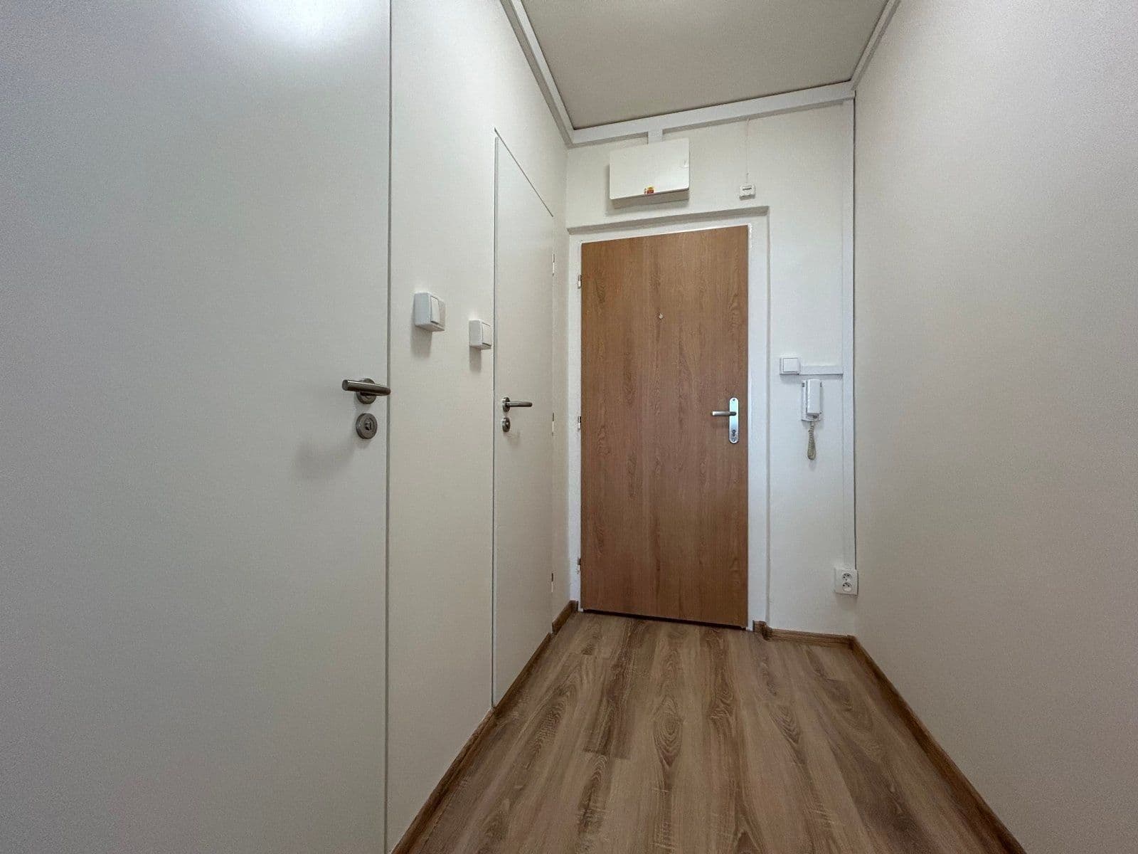 Prenájom bytu 1-izbový 27 m², Okružní, Orlová, Moravskoslezský kraj Prenájom bytu 1-izbový 27 m², Okružní, Orlová, Moravskoslezský kraj