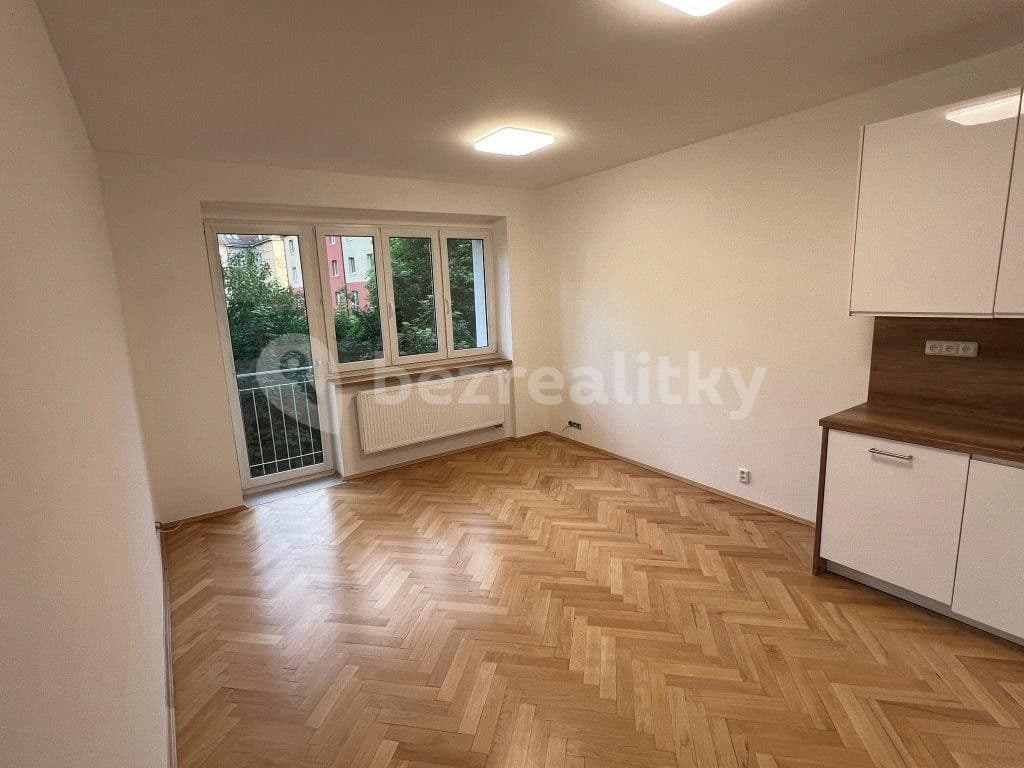 Prenájom bytu 3-izbový 61 m², Konzumní, Praha, Praha Prenájom bytu 3-izbový 61 m², Konzumní, Praha, Praha