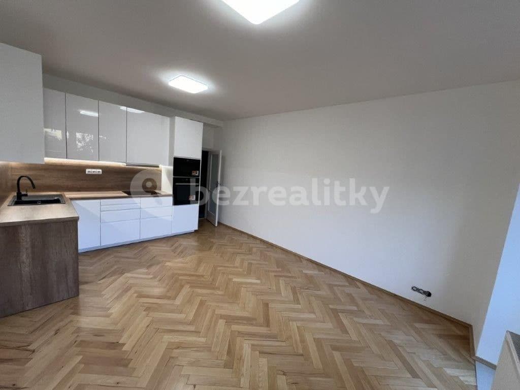 Prenájom bytu 3-izbový 61 m², Konzumní, Praha, Praha Prenájom bytu 3-izbový 61 m², Konzumní, Praha, Praha
