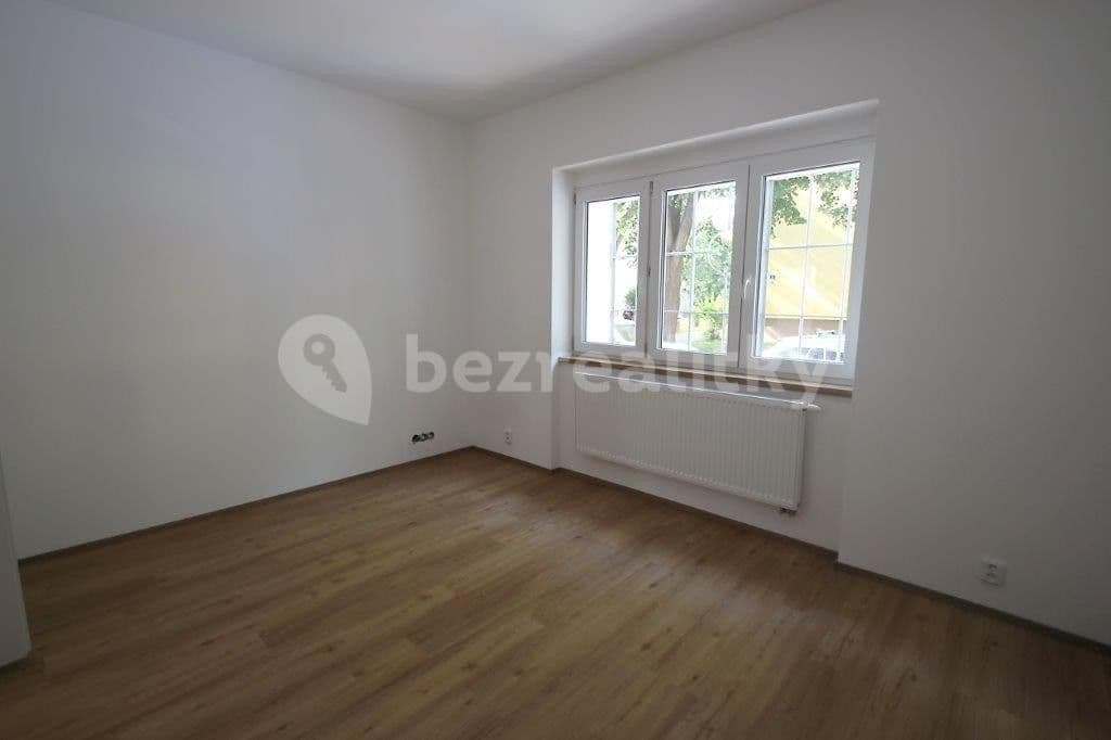 Prenájom bytu 3-izbový 61 m², Konzumní, Praha, Praha Prenájom bytu 3-izbový 61 m², Konzumní, Praha, Praha