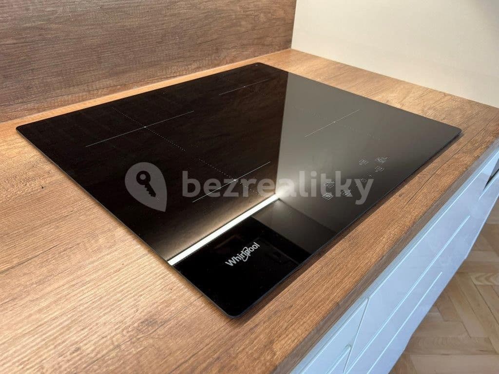 Prenájom bytu 3-izbový 61 m², Konzumní, Praha, Praha Prenájom bytu 3-izbový 61 m², Konzumní, Praha, Praha