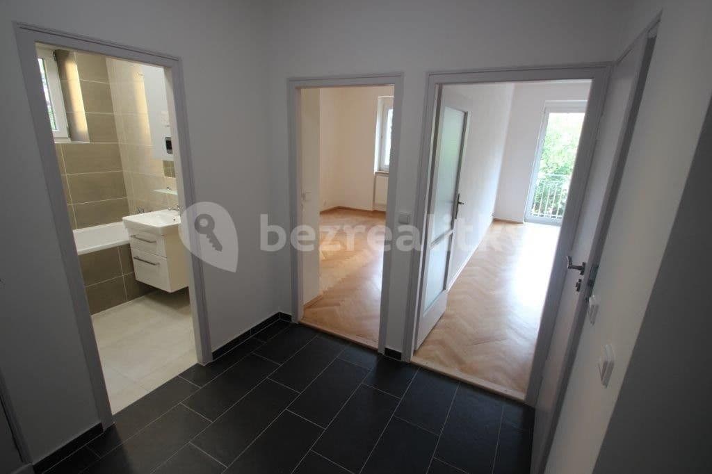 Prenájom bytu 3-izbový 61 m², Konzumní, Praha, Praha Prenájom bytu 3-izbový 61 m², Konzumní, Praha, Praha