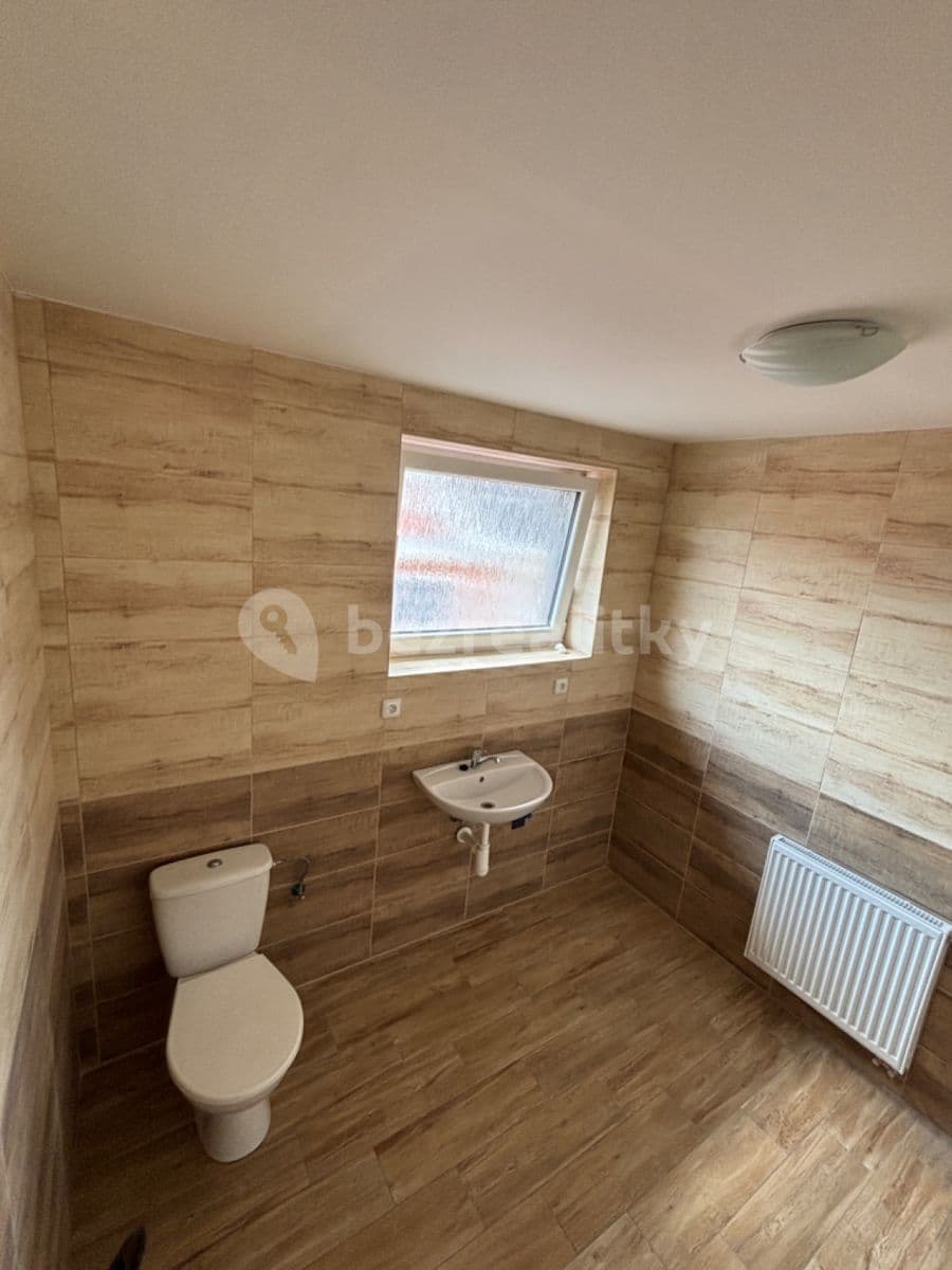 Prenájom bytu 3-izbový 130 m², Kollárova, Kladno, Středočeský kraj Prenájom bytu 3-izbový 130 m², Kollárova, Kladno, Středočeský kraj