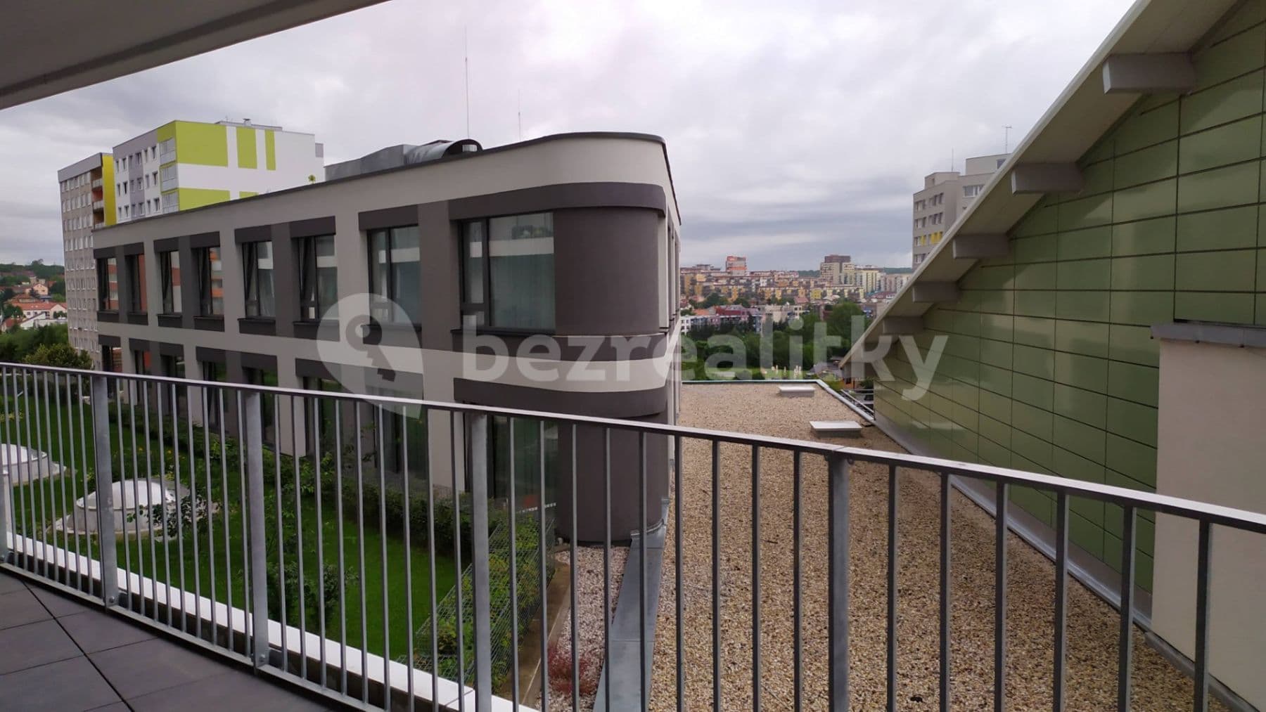 Prenájom bytu 2-izbový 81 m², Mukařovského, Praha, Praha Prenájom bytu 2-izbový 81 m², Mukařovského, Praha, Praha