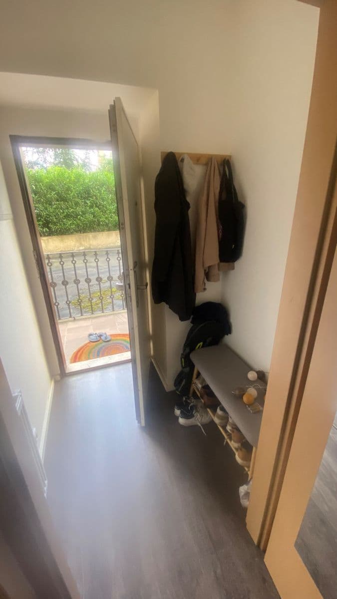 Prenájom bytu 2-izbový 42 m², Kodaňská, Praha, Praha Prenájom bytu 2-izbový 42 m², Kodaňská, Praha, Praha