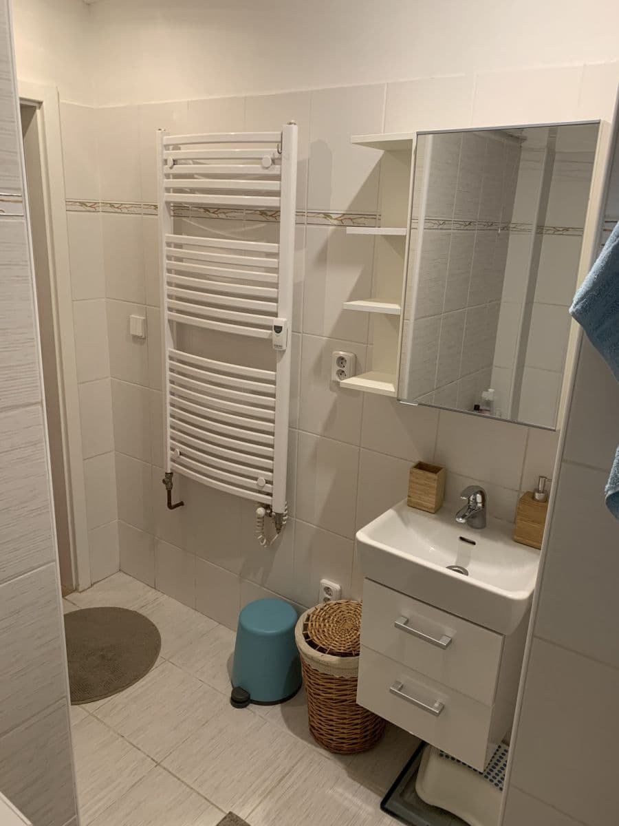 Prenájom bytu 52 m², U Křížku, Praha, Praha Prenájom bytu 52 m², U Křížku, Praha, Praha