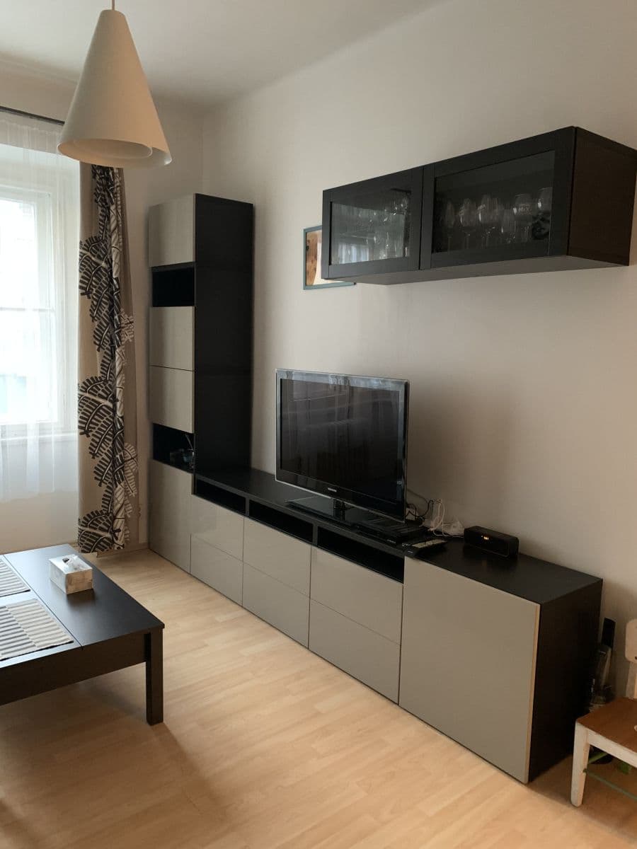 Prenájom bytu 52 m², U Křížku, Praha, Praha Prenájom bytu 52 m², U Křížku, Praha, Praha