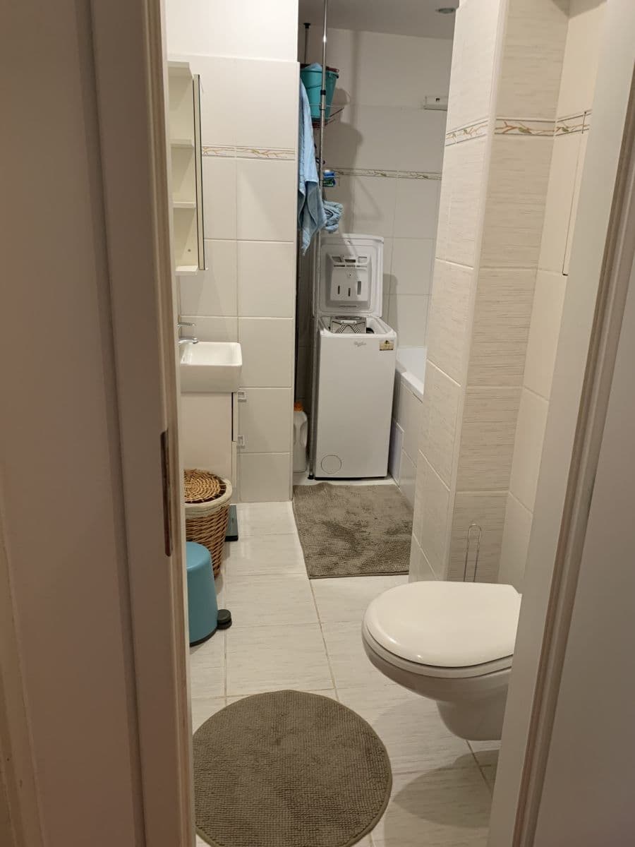 Prenájom bytu 52 m², U Křížku, Praha, Praha Prenájom bytu 52 m², U Křížku, Praha, Praha