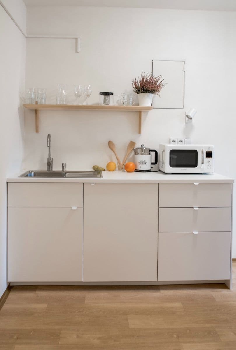 Prenájom bytu 15 m², Králova, Brno, Jihomoravský kraj Prenájom bytu 15 m², Králova, Brno, Jihomoravský kraj