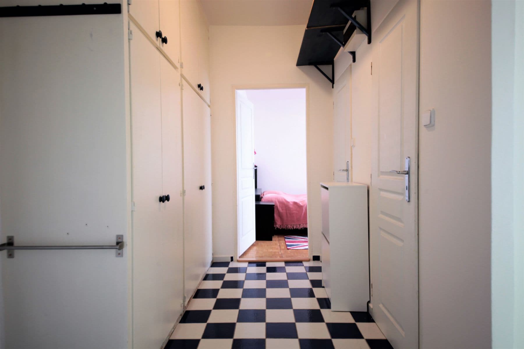 Prenájom bytu 53 m², Arabská, Praha, Praha Prenájom bytu 53 m², Arabská, Praha, Praha