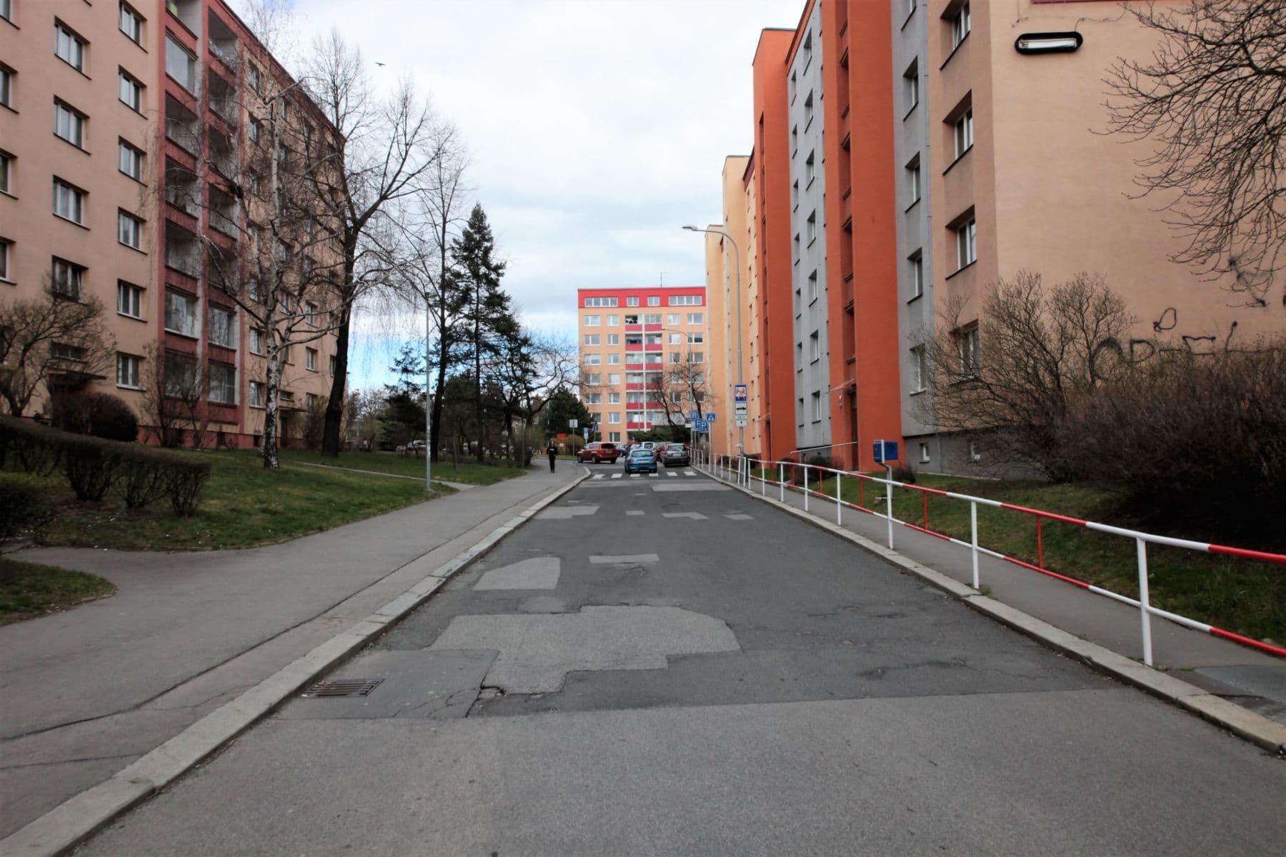 Prenájom bytu 53 m², Arabská, Praha, Praha Prenájom bytu 53 m², Arabská, Praha, Praha