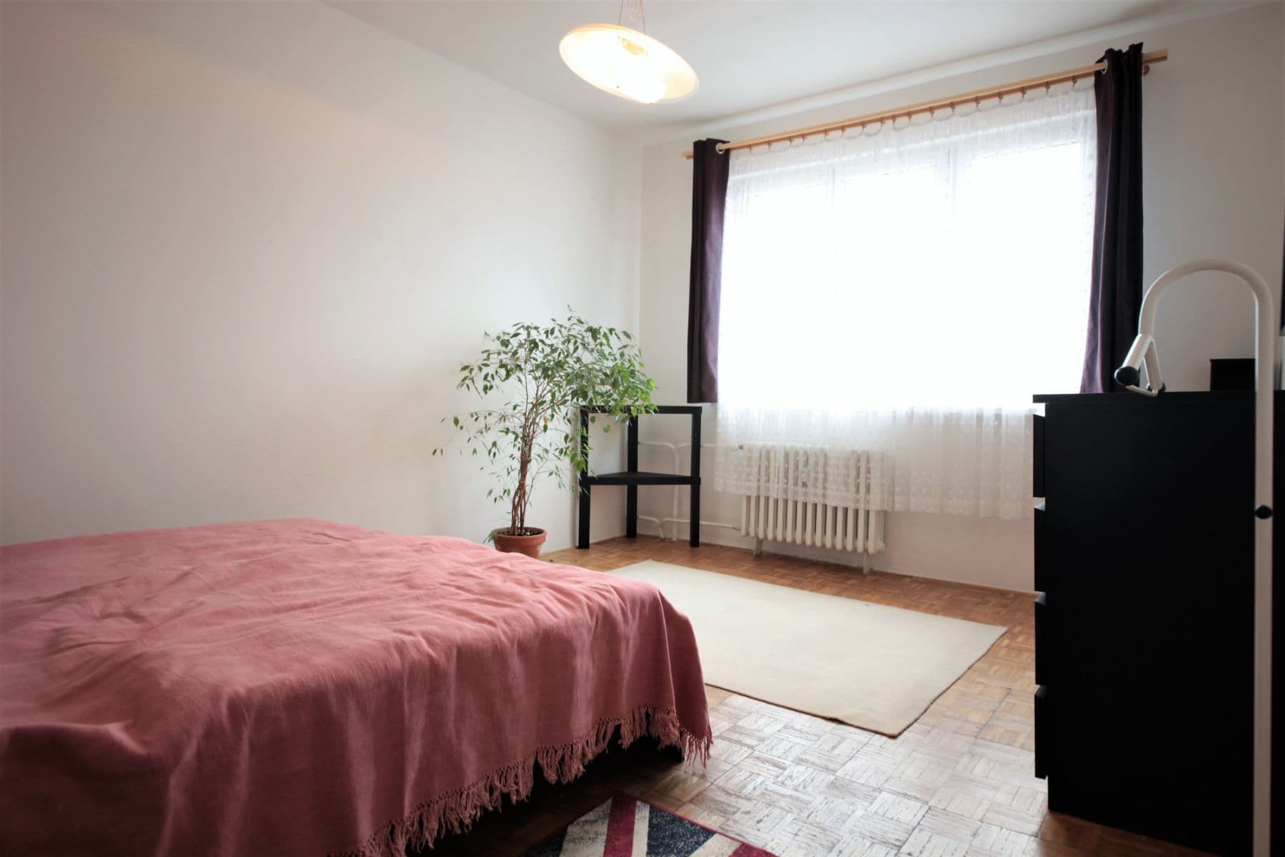 Prenájom bytu 53 m², Arabská, Praha, Praha Prenájom bytu 53 m², Arabská, Praha, Praha