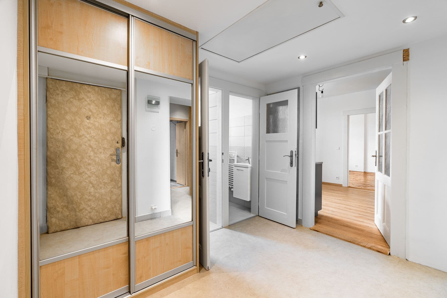 Prenájom bytu 102 m², Xaveriova, Praha, Praha Prenájom bytu 102 m², Xaveriova, Praha, Praha