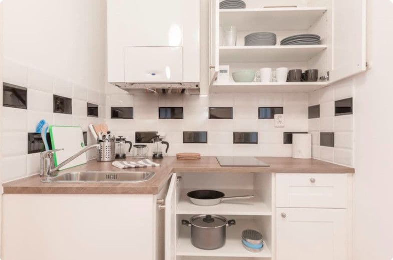 Prenájom bytu 90 m², Blanická, Praha, Praha Prenájom bytu 90 m², Blanická, Praha, Praha