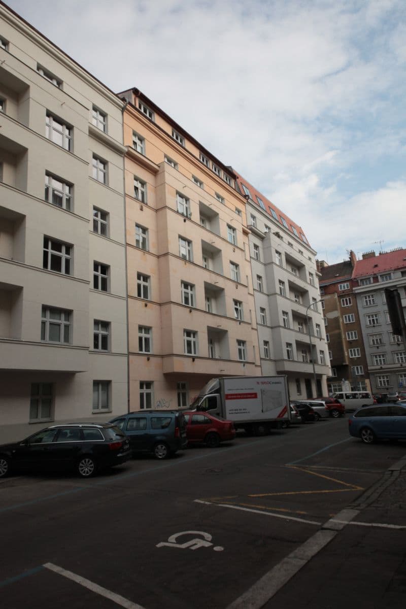 Prenájom bytu 40 m², Buchovcova, Praha, Praha Prenájom bytu 40 m², Buchovcova, Praha, Praha