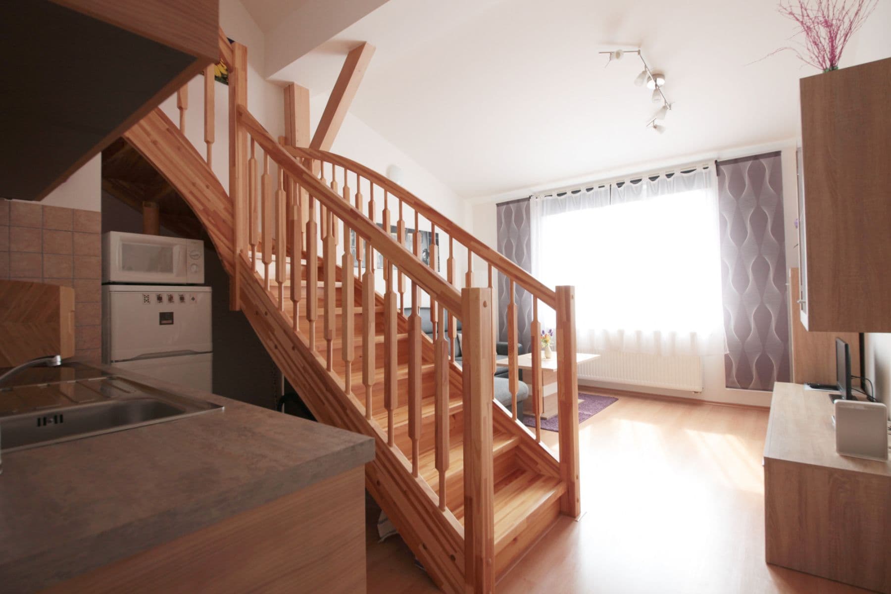 Prenájom bytu 40 m², Buchovcova, Praha, Praha Prenájom bytu 40 m², Buchovcova, Praha, Praha