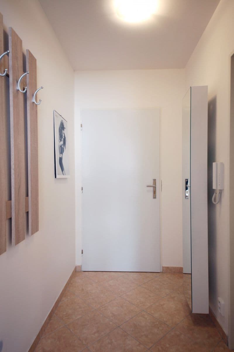Prenájom bytu 40 m², Buchovcova, Praha, Praha Prenájom bytu 40 m², Buchovcova, Praha, Praha
