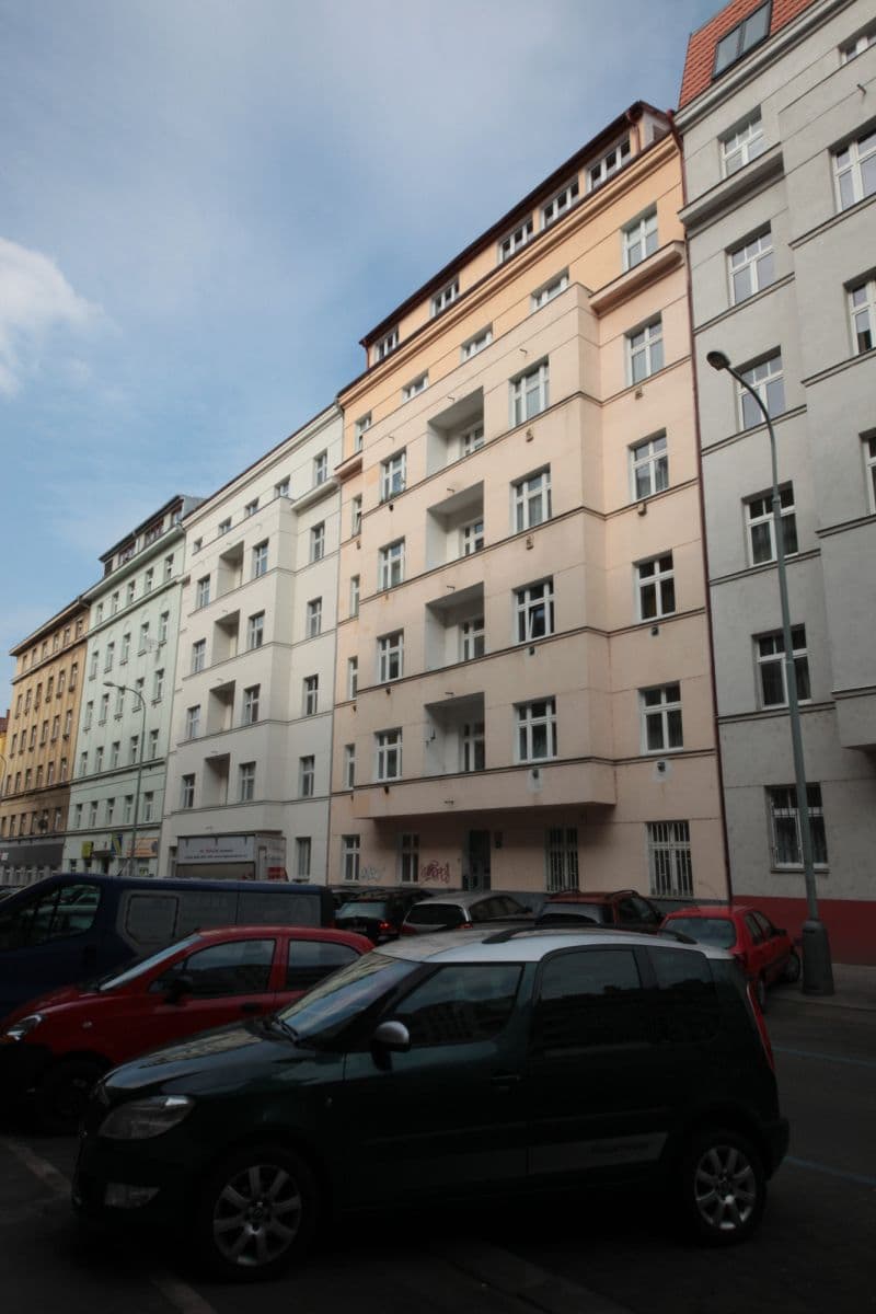 Prenájom bytu 40 m², Buchovcova, Praha, Praha Prenájom bytu 40 m², Buchovcova, Praha, Praha