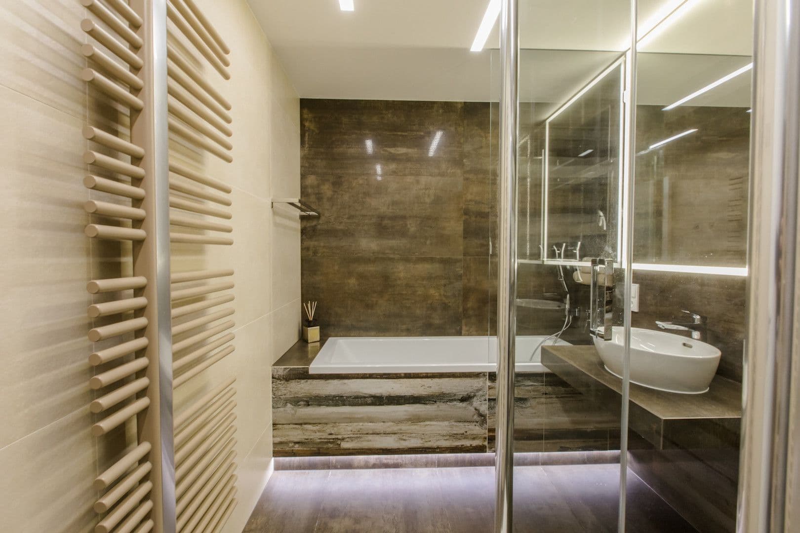 Prenájom bytu 120 m², Hartigova, Praha, Praha Prenájom bytu 120 m², Hartigova, Praha, Praha