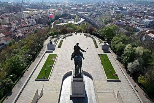 Prenájom bytu 120 m², Hartigova, Praha, Praha Prenájom bytu 120 m², Hartigova, Praha, Praha