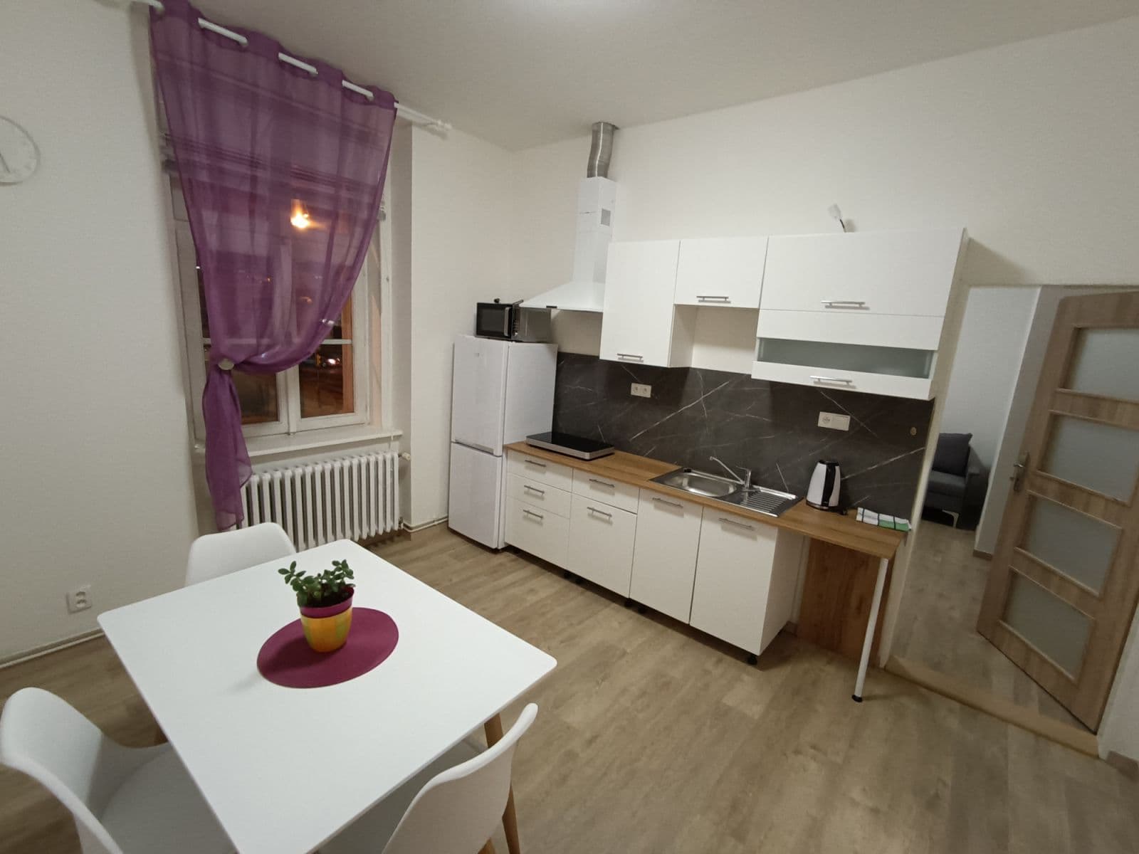 Prenájom bytu 41 m², Sokolovská, Praha, Praha Prenájom bytu 41 m², Sokolovská, Praha, Praha