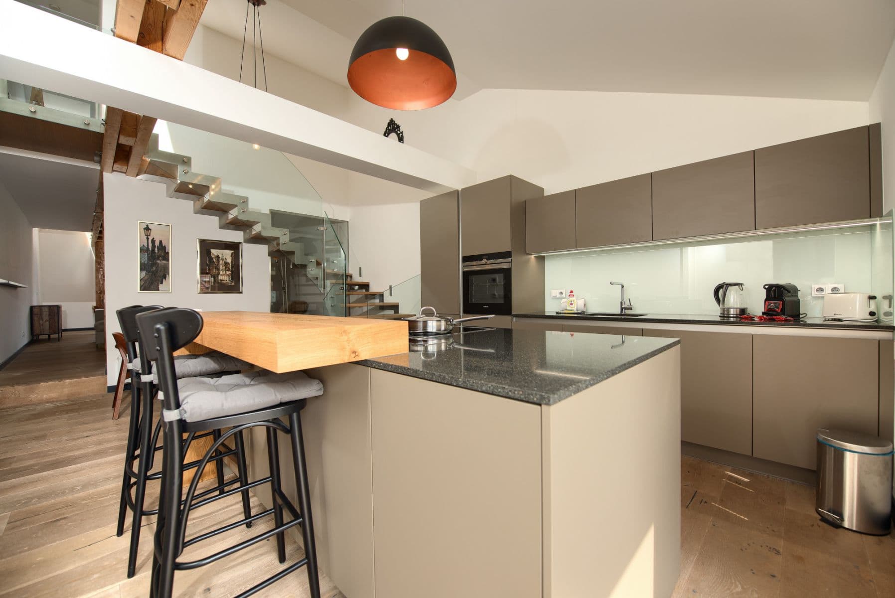 Prenájom bytu 125 m², V Kolkovně, Praha, Praha Prenájom bytu 125 m², V Kolkovně, Praha, Praha