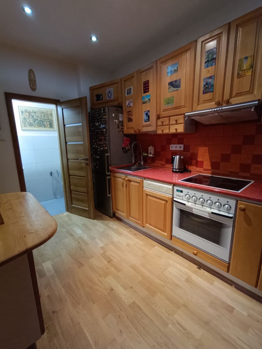 Prenájom bytu 55 m², Ostrovského, Praha, Praha Prenájom bytu 55 m², Ostrovského, Praha, Praha