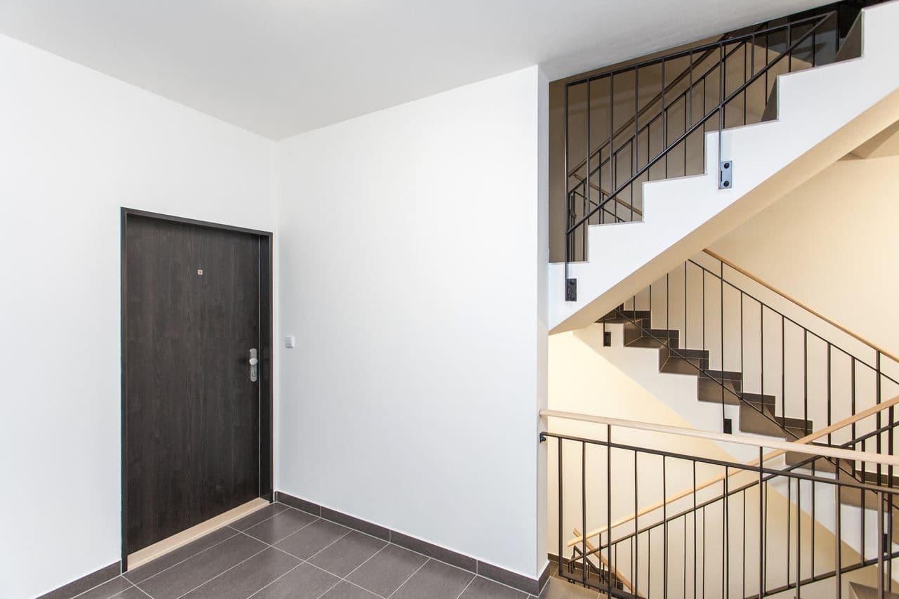 Prenájom bytu 53 m², Drahobejlova, Praha, Praha Prenájom bytu 53 m², Drahobejlova, Praha, Praha