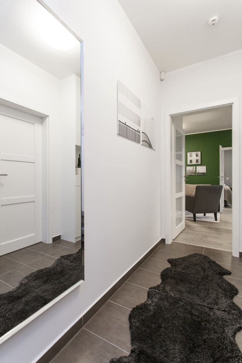 Prenájom bytu 53 m², Drahobejlova, Praha, Praha Prenájom bytu 53 m², Drahobejlova, Praha, Praha