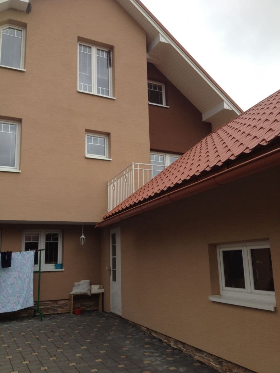 Prenájom bytu 800 m², Komjatná, Komjatná, Žilinský kraj Prenájom bytu 800 m², Komjatná, Komjatná, Žilinský kraj